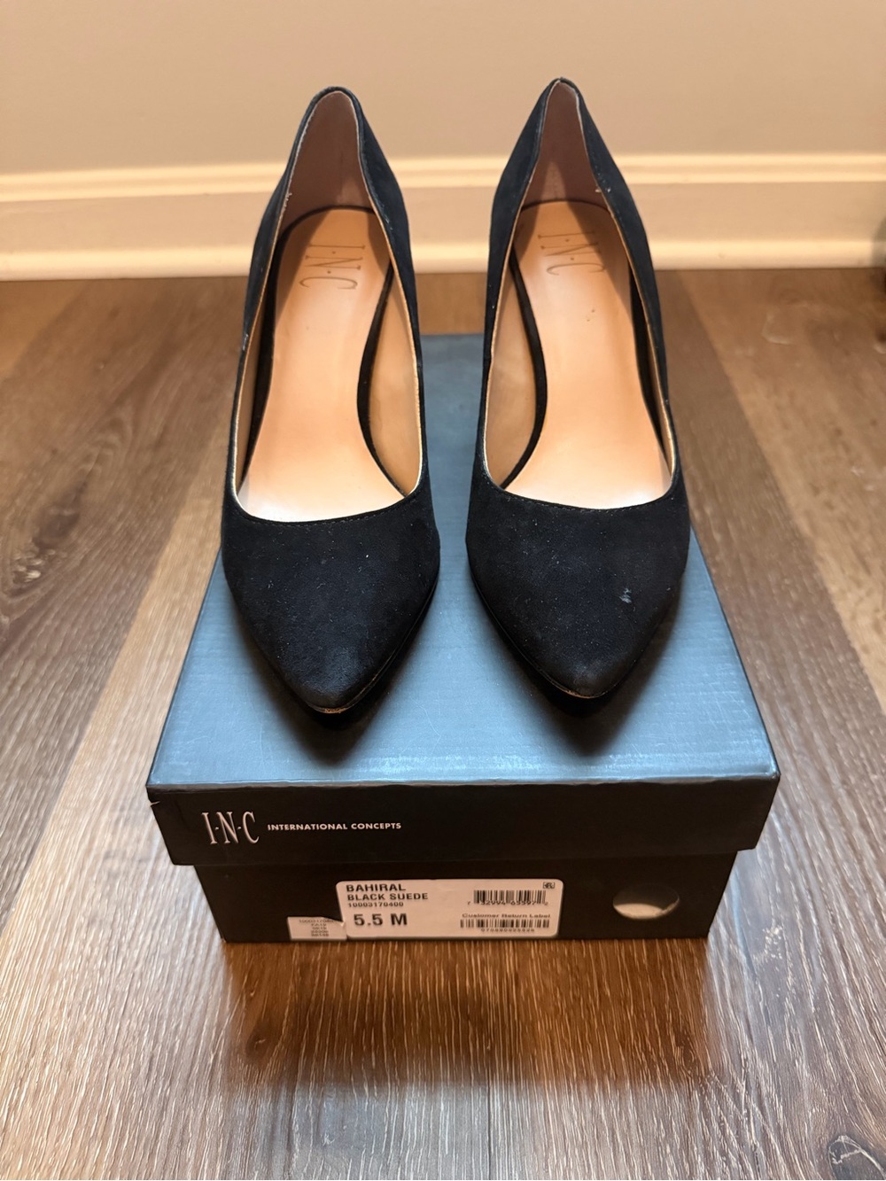 INC International Concepts Black Suede Pointed Toe Pumps